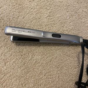 Paul Mitchell straighter